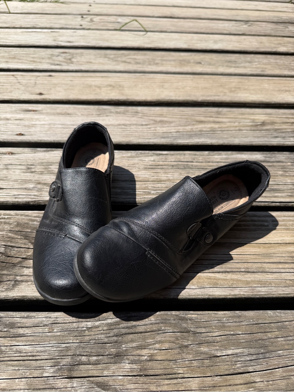 Earth Spirit Black Slip-On Comfort Shoes